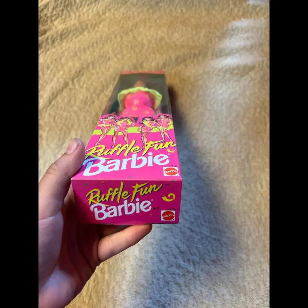 Ruffle Fun Brunette Barbie‎ Doll 1994 Mattel #12435
